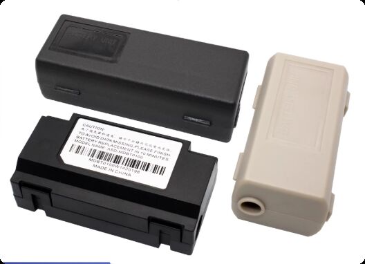 Moog ITT Servo Motor Connector with 1000V Voltage Rating, Silver and Gold Plated Pins, and Omrons Domestic Contacts for Industrial Automation