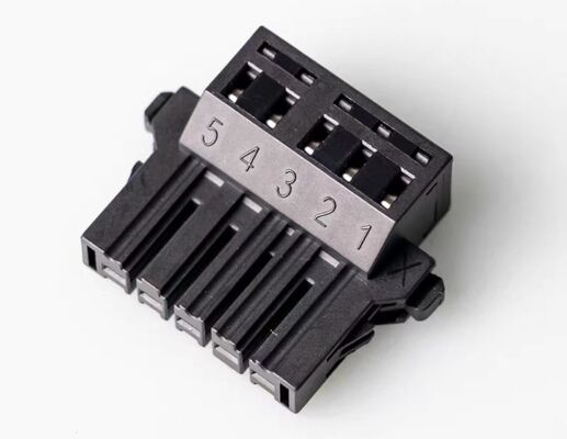Plugs do driver servo A4 A5 A6 XA XB 04/05JFAT-SAXGF 06JFAT-SAXGF